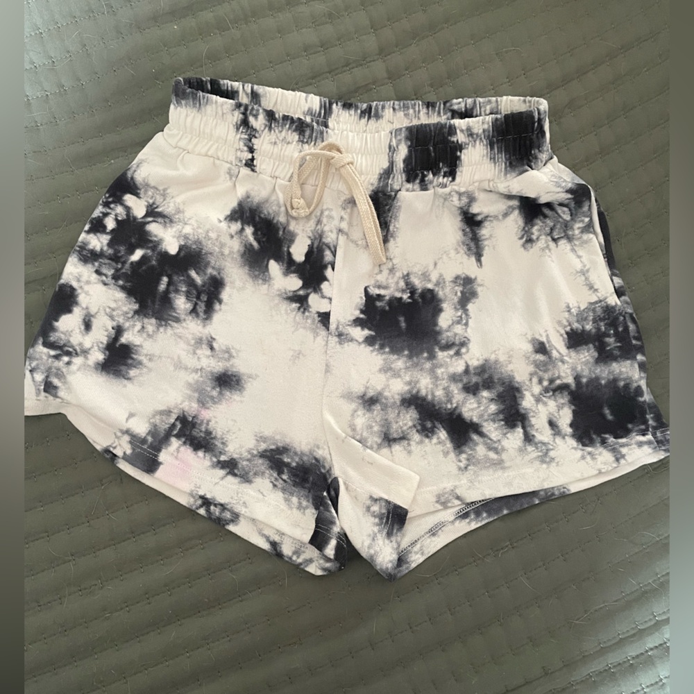 Navy/white tie-dye shorts